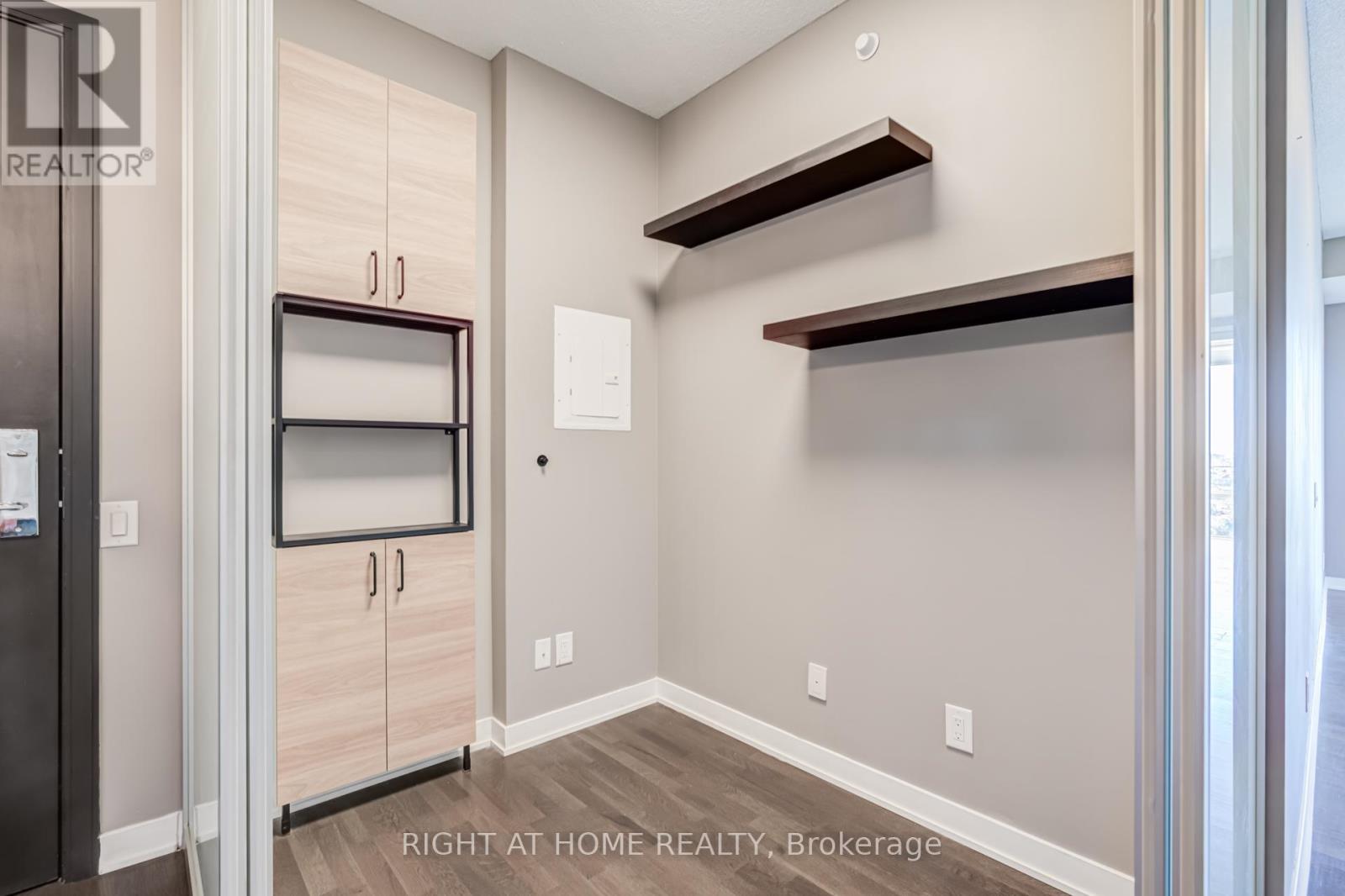 2316 - 90 Park Lawn Road, Toronto, Ontario  M8Y 0B6 - Photo 10 - W13231174