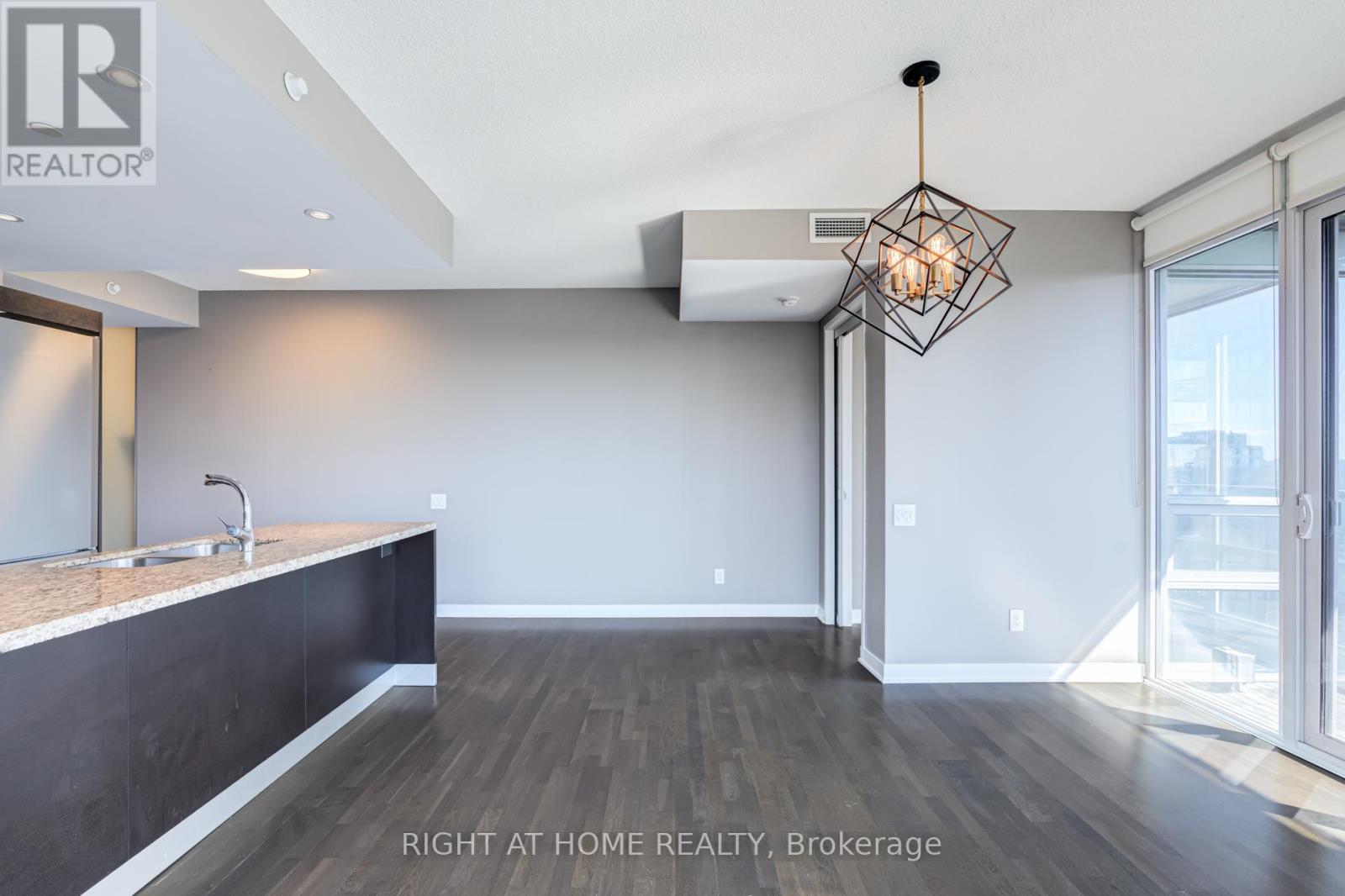 2316 - 90 Park Lawn Road, Toronto, Ontario  M8Y 0B6 - Photo 17 - W13231174