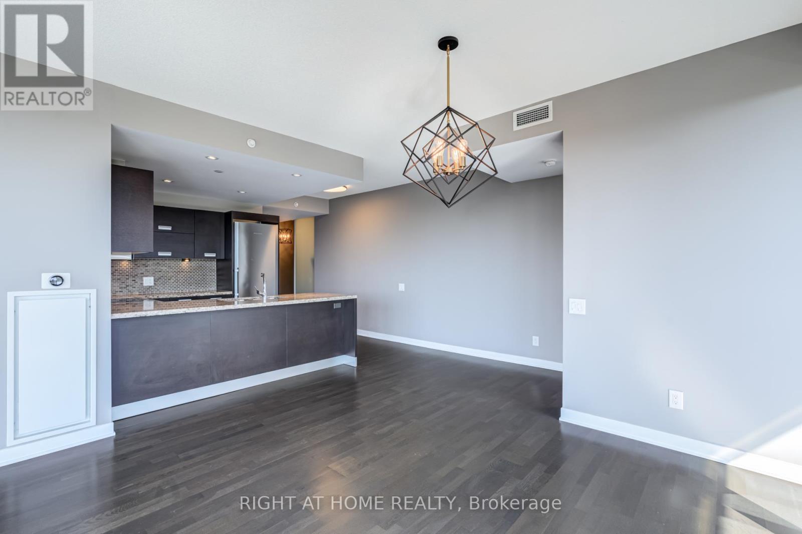 2316 - 90 Park Lawn Road, Toronto, Ontario  M8Y 0B6 - Photo 18 - W13231174