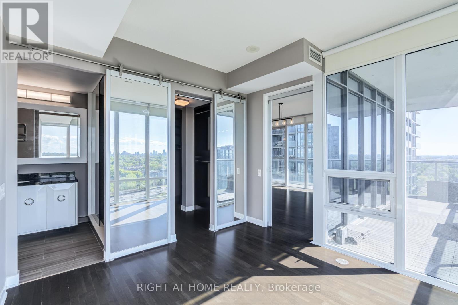 2316 - 90 Park Lawn Road, Toronto, Ontario  M8Y 0B6 - Photo 27 - W13231174