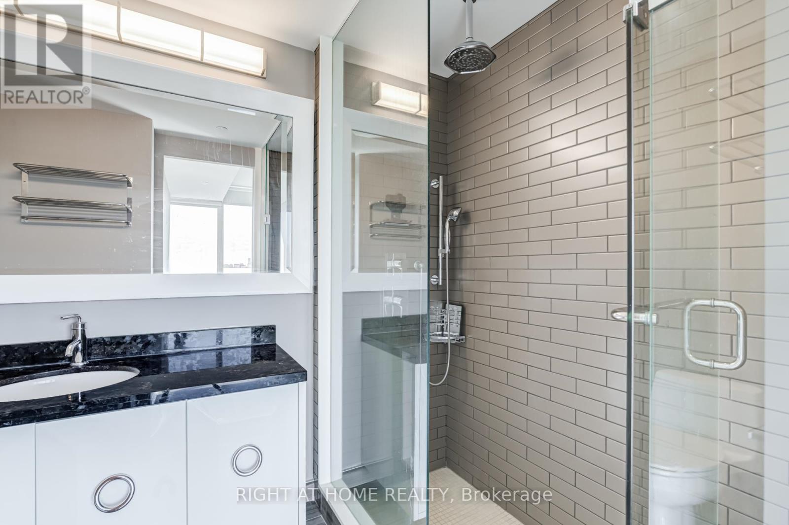 2316 - 90 Park Lawn Road, Toronto, Ontario  M8Y 0B6 - Photo 31 - W13231174