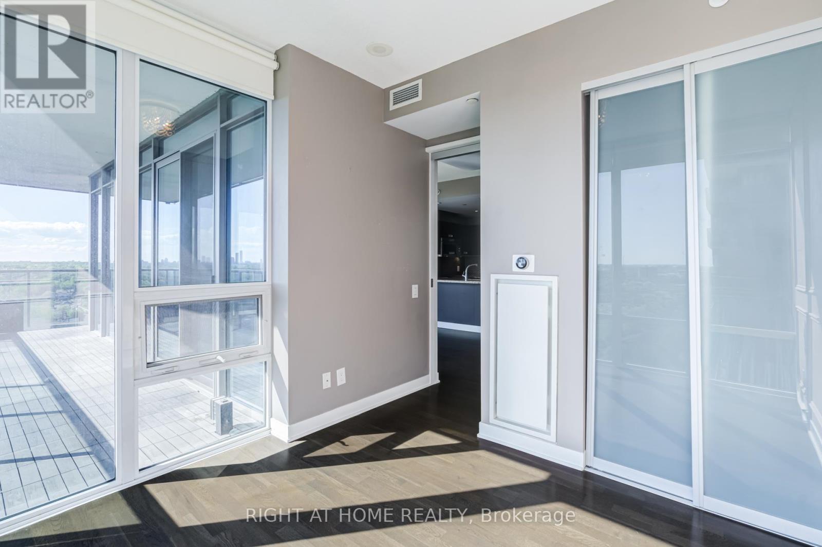 2316 - 90 Park Lawn Road, Toronto, Ontario  M8Y 0B6 - Photo 34 - W13231174