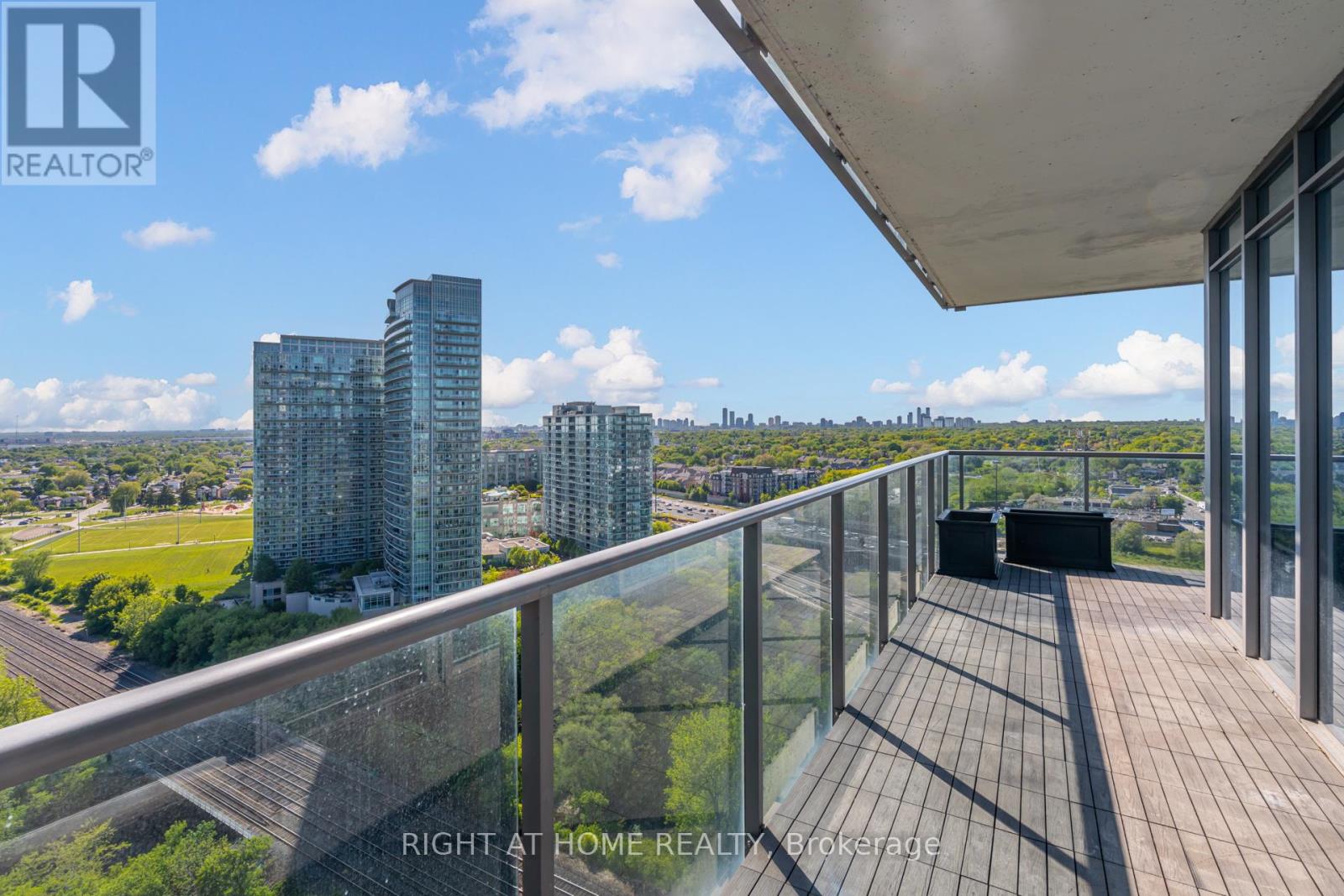 2316 - 90 Park Lawn Road, Toronto, Ontario  M8Y 0B6 - Photo 35 - W13231174