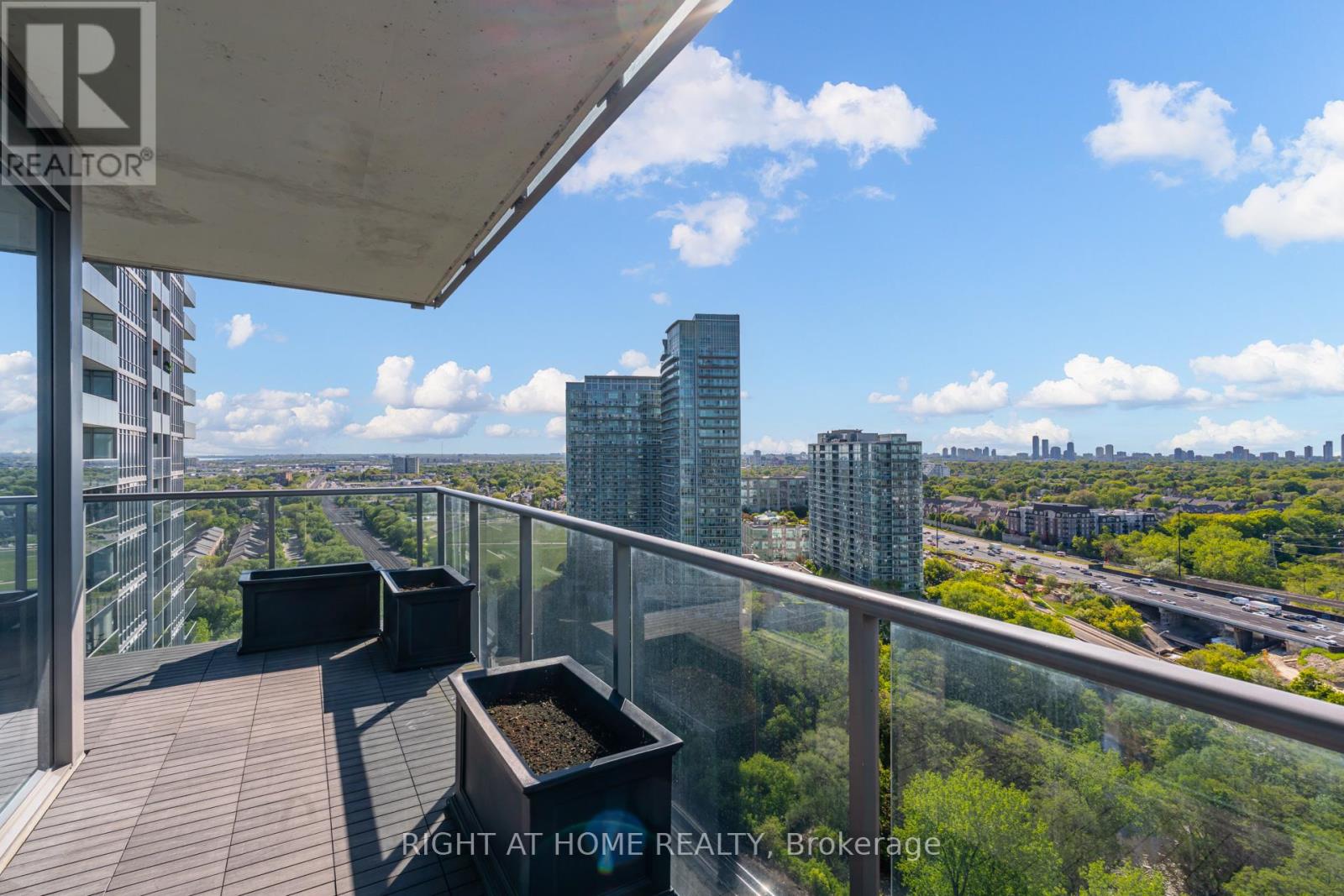 2316 - 90 Park Lawn Road, Toronto, Ontario  M8Y 0B6 - Photo 36 - W13231174