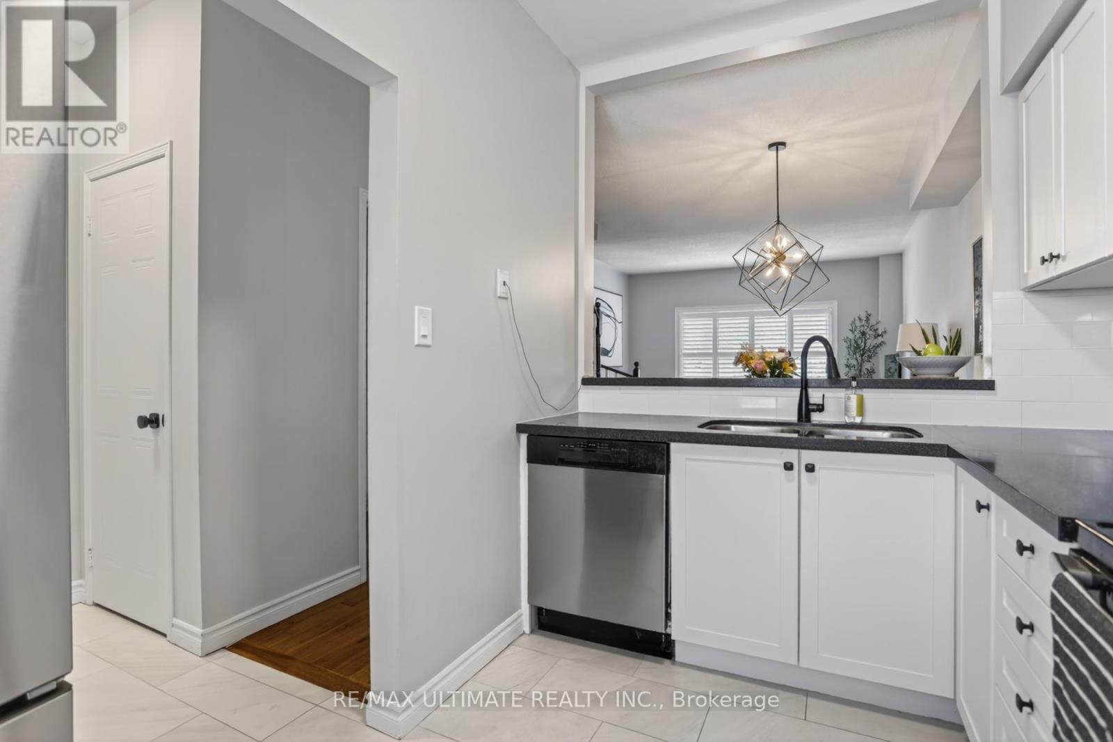 21 - 630 Evans Avenue, Toronto, Ontario M8W 2W6 - Photo 4 - W13231224