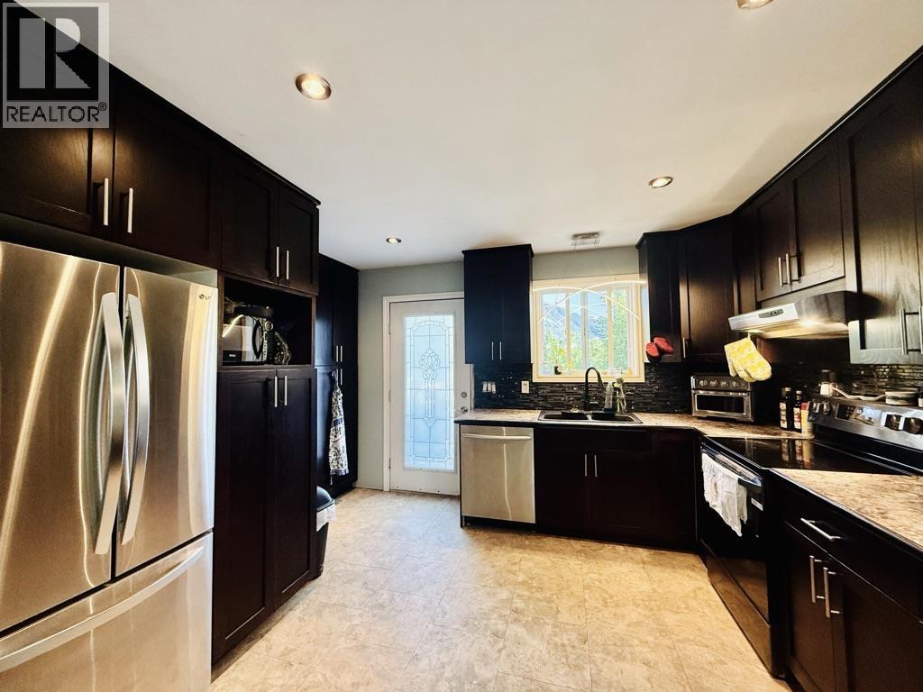 1930 Sanders Street, Hazelton, British Columbia  V0J 2J1 - Photo 5 - R3131243