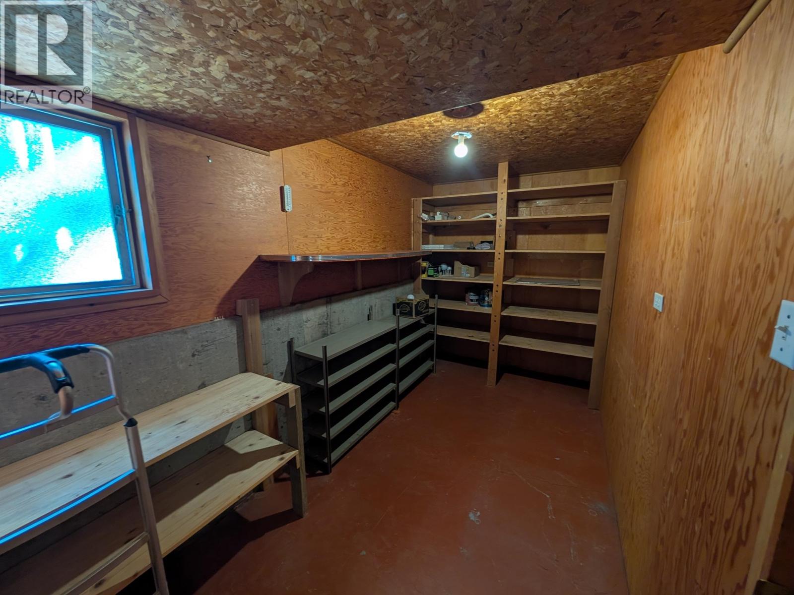 4075 W 7th Avenue, Smithers, British Columbia  V0J 2N0 - Photo 22 - R3131203