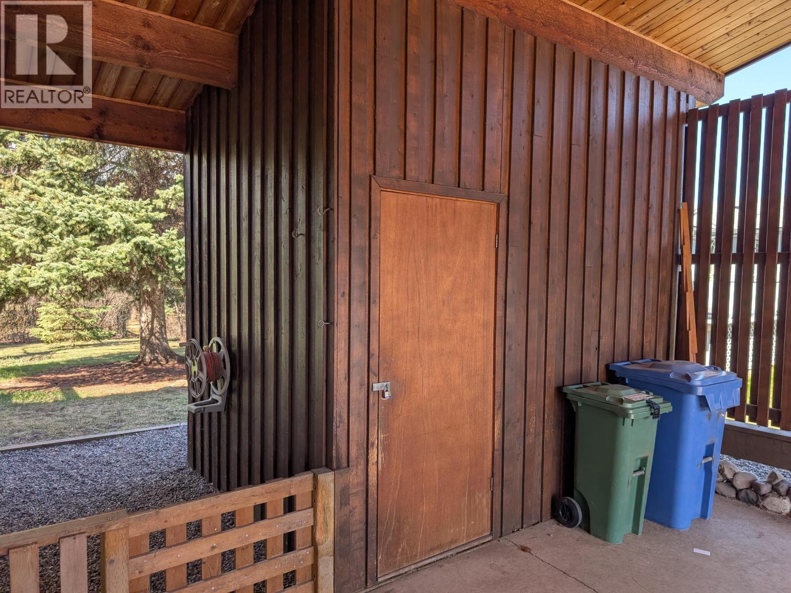 4075 W 7th Avenue, Smithers, British Columbia  V0J 2N0 - Photo 24 - R3131203