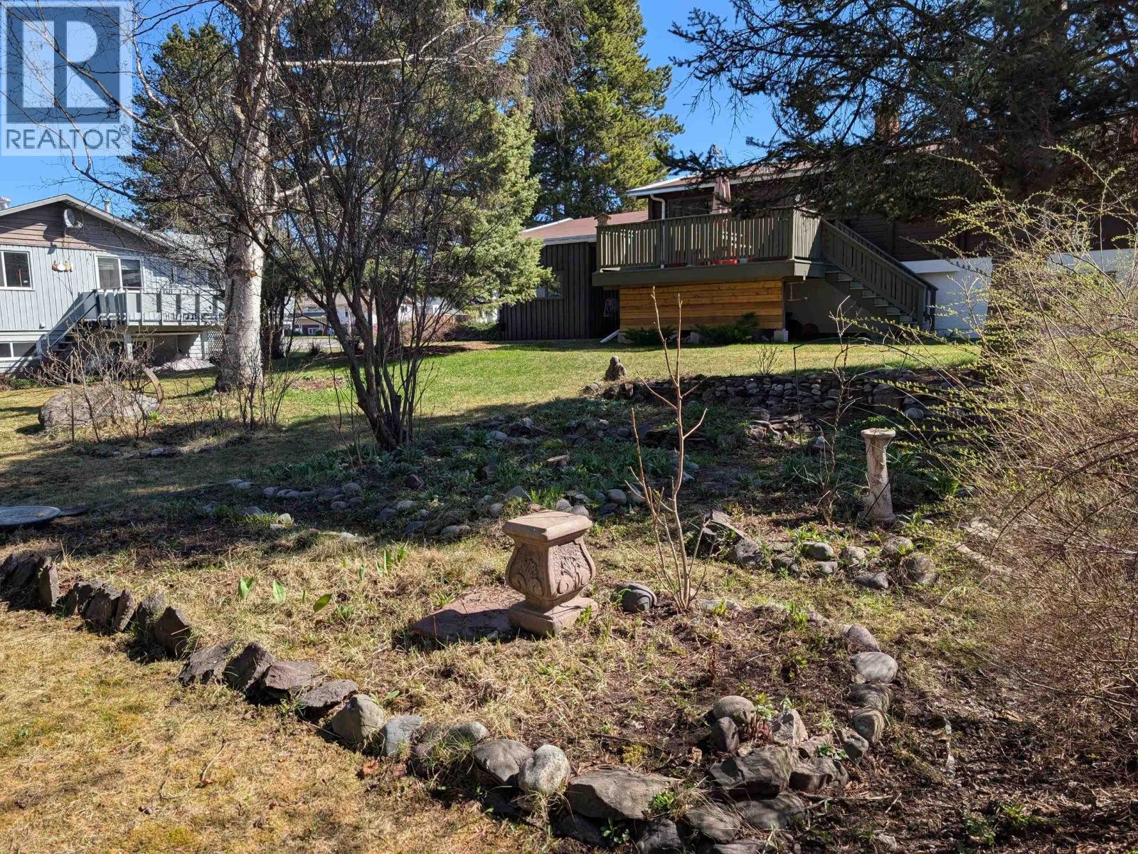 4075 W 7th Avenue, Smithers, British Columbia  V0J 2N0 - Photo 30 - R3131203