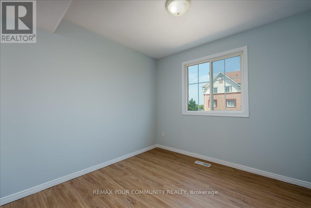 301 - 246 Spillsbury Drive, Peterborough, Ontario  K9K 0A1 - Photo 12 - X13231246