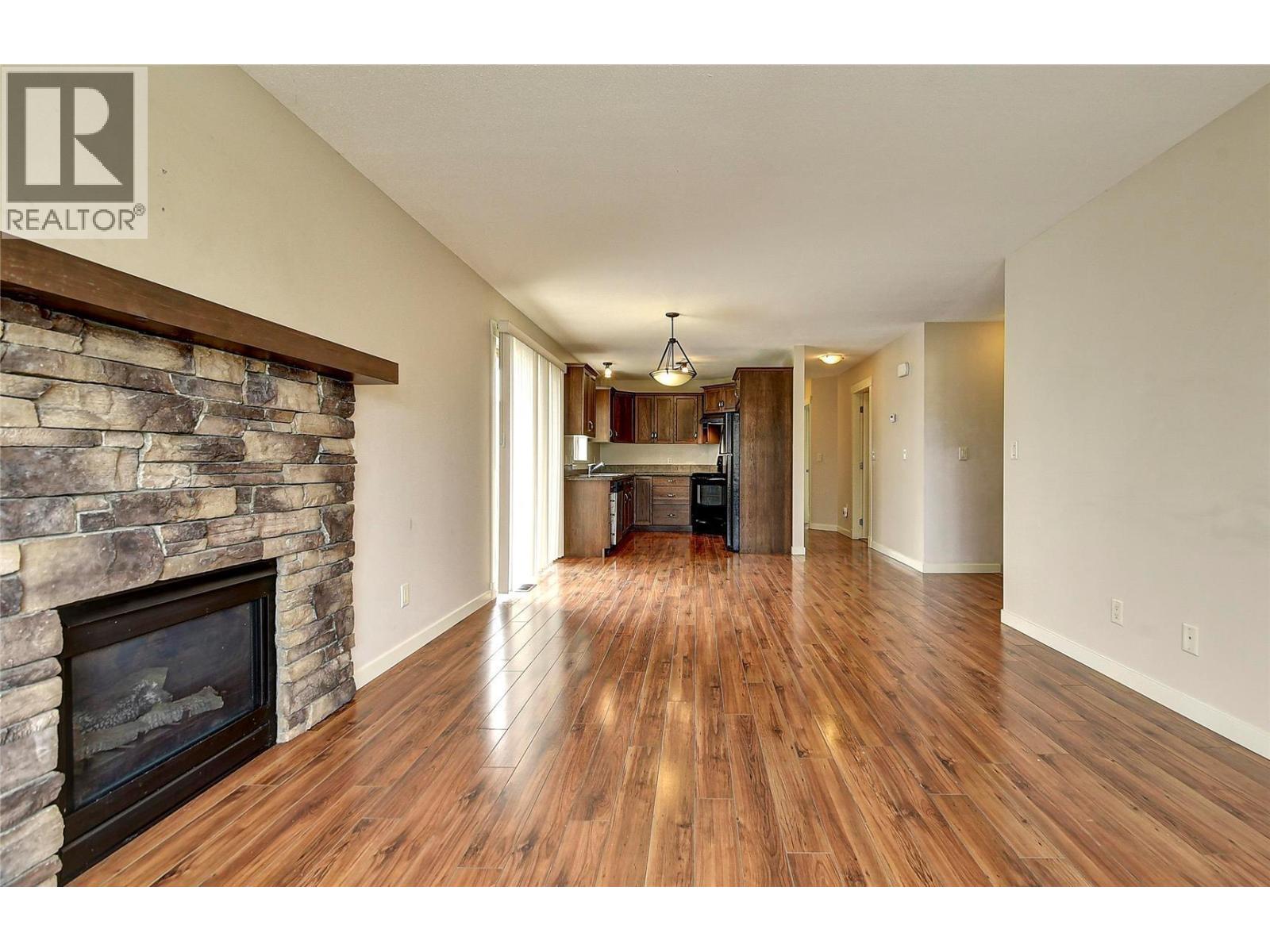 369 Wallace Road, Kelowna, British Columbia  V1X 4T4 - Photo 5 - 10389960