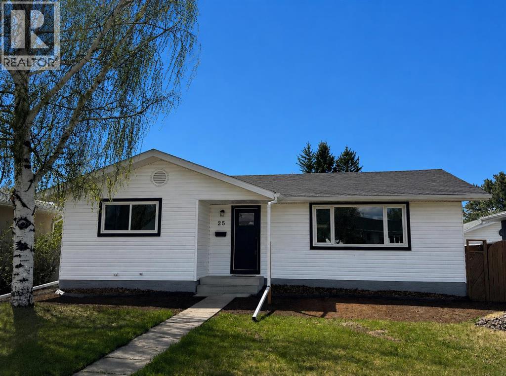 25 Osborne Street, Red Deer, Alberta  T4N 5C1 - Photo 1 - A2308733