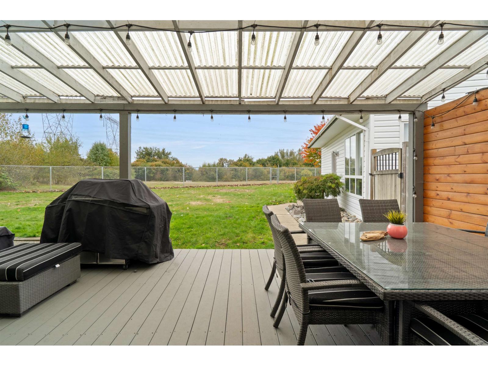 32345 Clinton Avenue, Abbotsford, British Columbia  V2T 5B3 - Photo 23 - R3130439