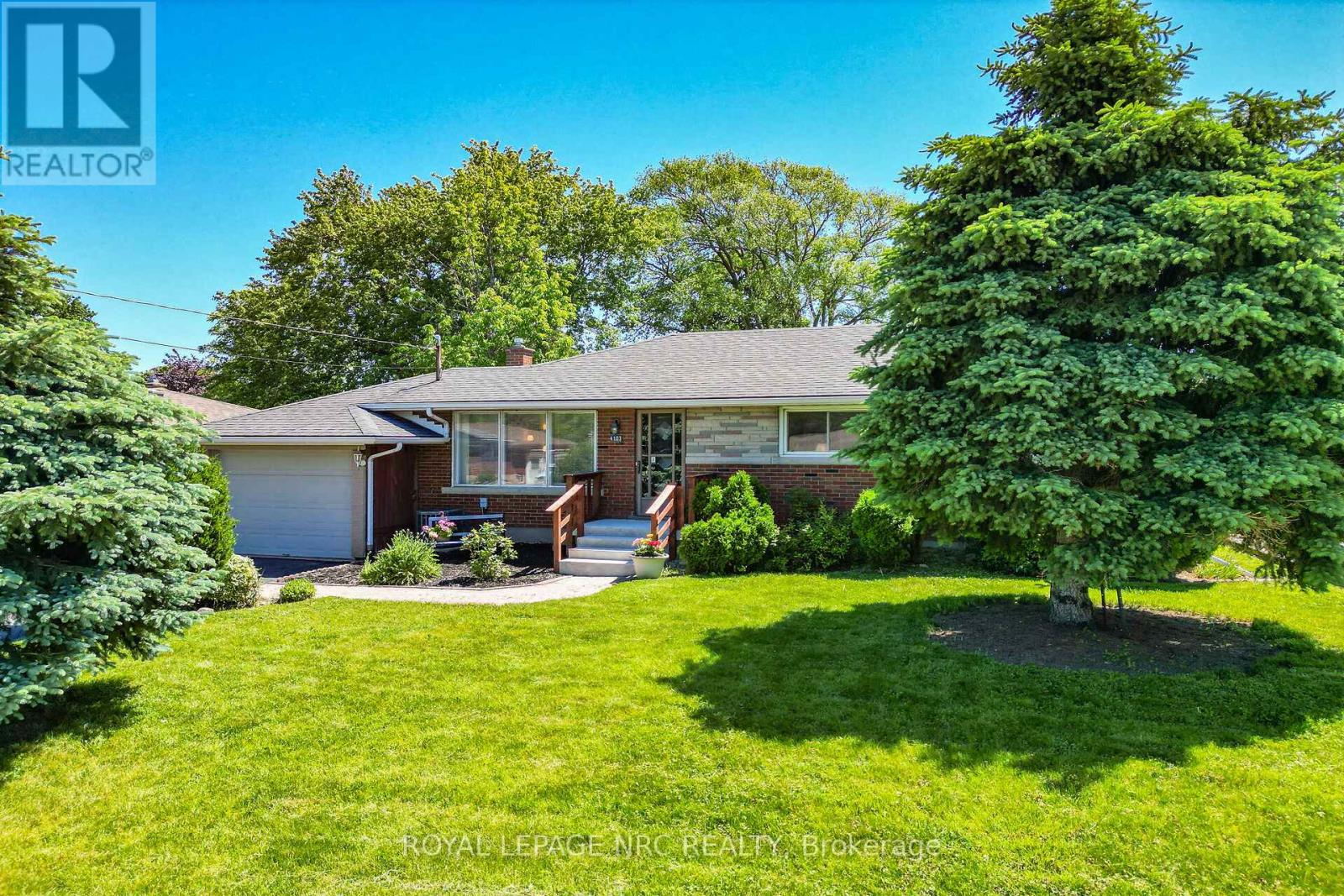 4103 Barry Drive, Lincoln, Ontario  L3J 0L3 - Photo 1 - X13231328