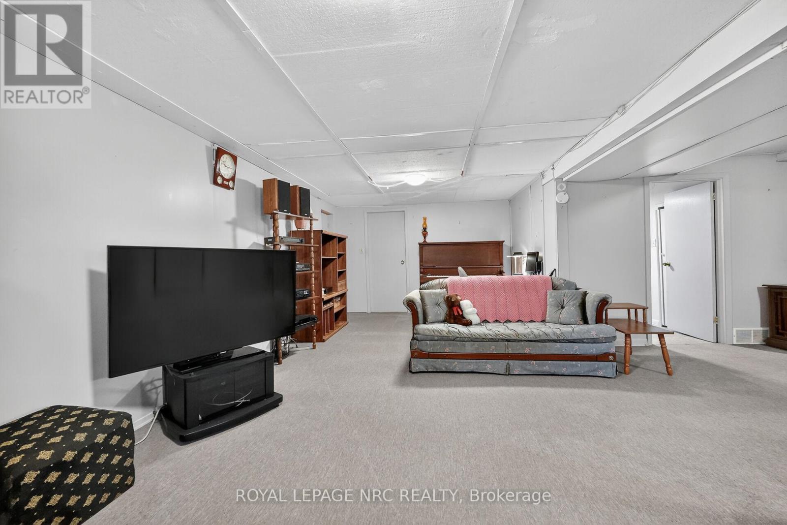 4103 Barry Drive, Lincoln, Ontario  L3J 0L3 - Photo 19 - X13231328