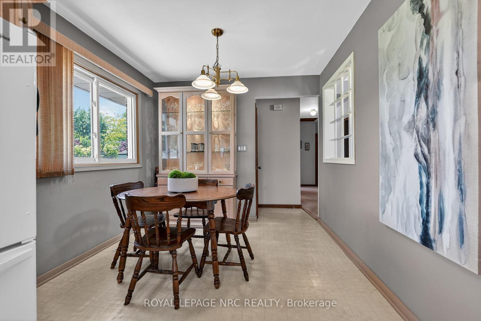 4103 Barry Drive, Lincoln, Ontario  L3J 0L3 - Photo 9 - X13231328