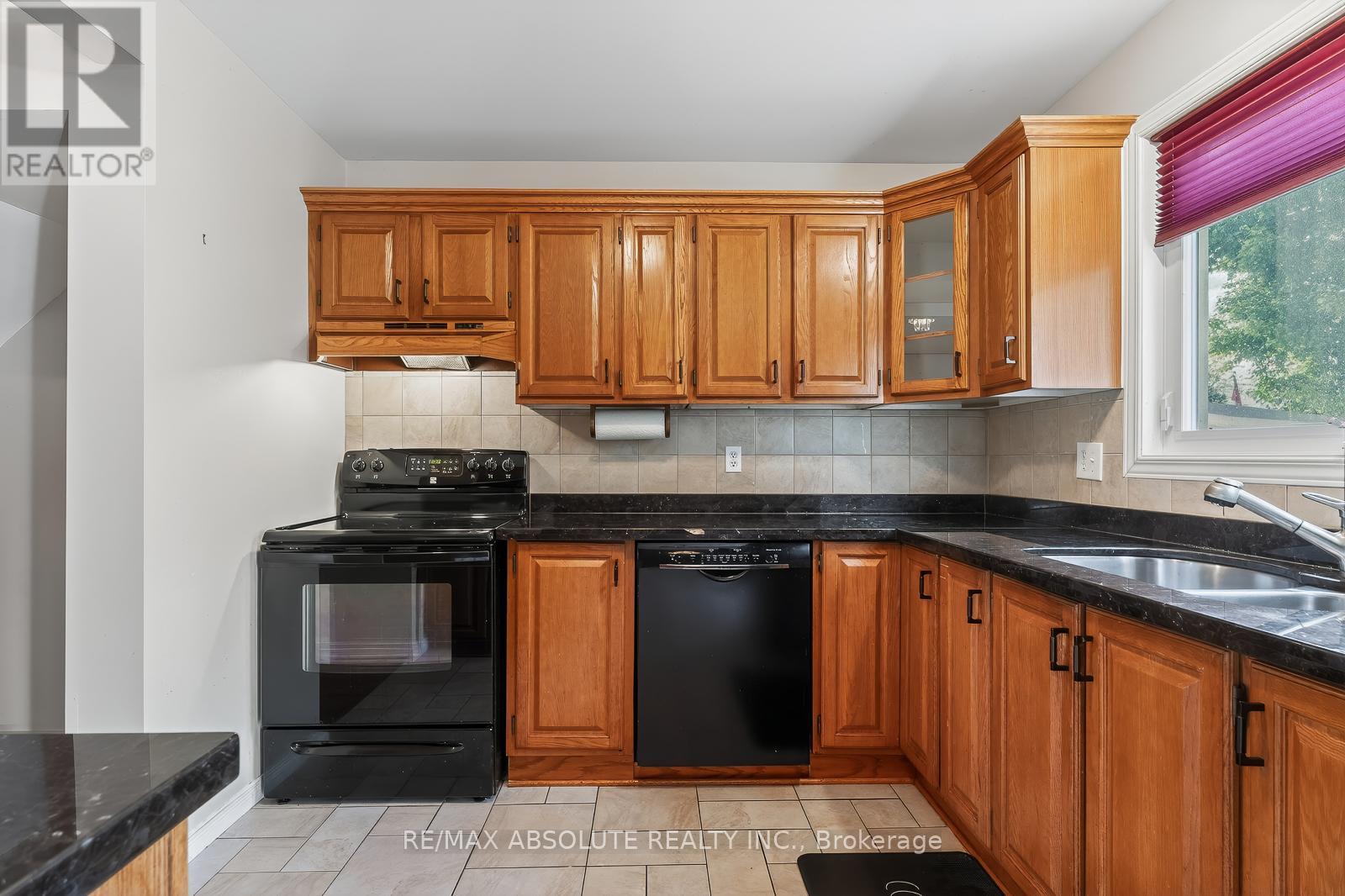 1475 Deavy Way, Ottawa, Ontario  K1E 2W7 - Photo 17 - X13031488