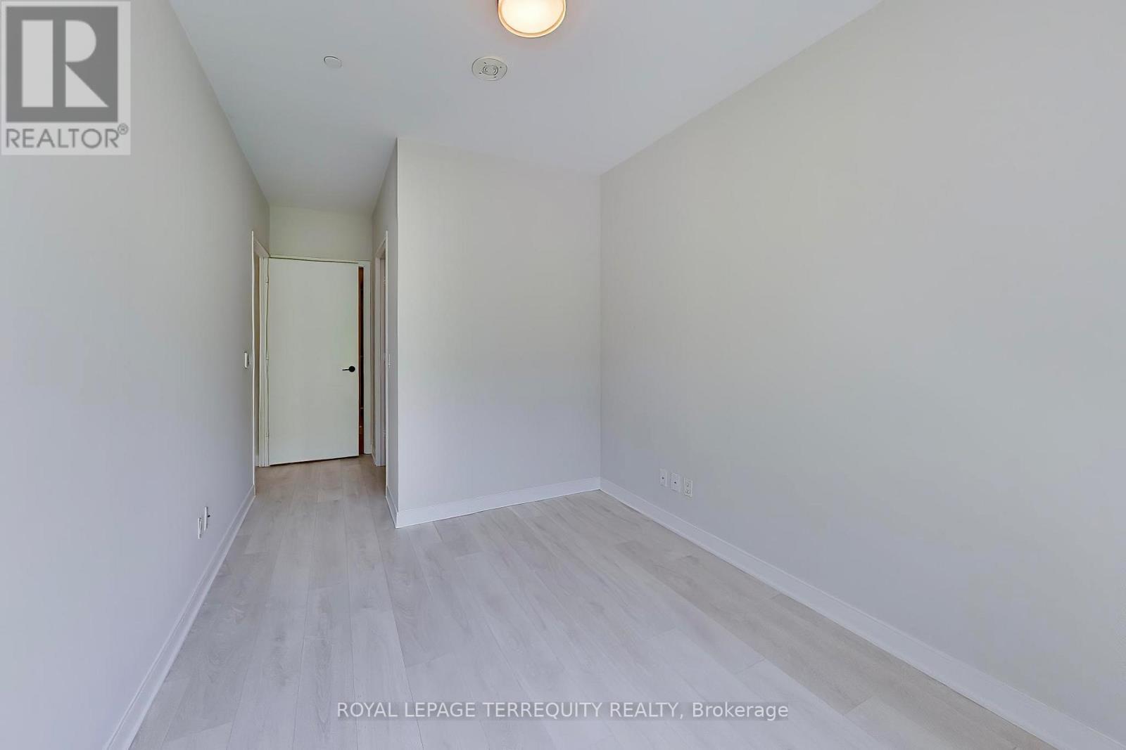 S132 - 180 Mill Street, Toronto, Ontario  M5A 0V7 - Photo 34 - C13231316