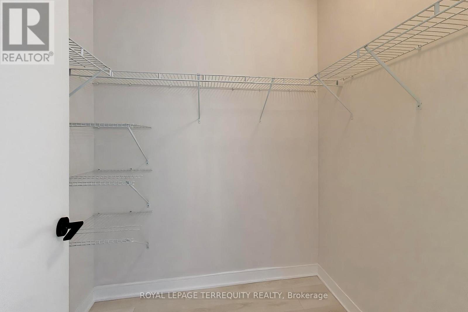 S132 - 180 Mill Street, Toronto, Ontario  M5A 0V7 - Photo 36 - C13231316