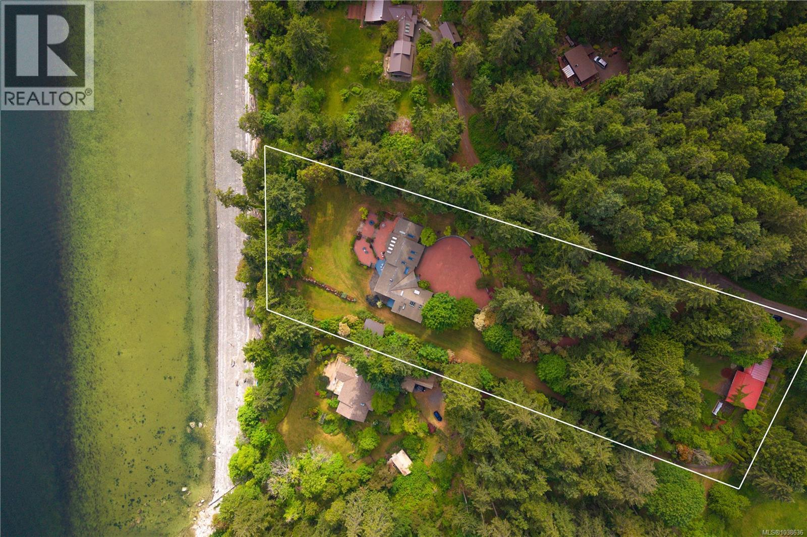 2070 Cooper Rd, Gabriola Island, British Columbia  V0R 1X7 - Photo 2 - 1038636