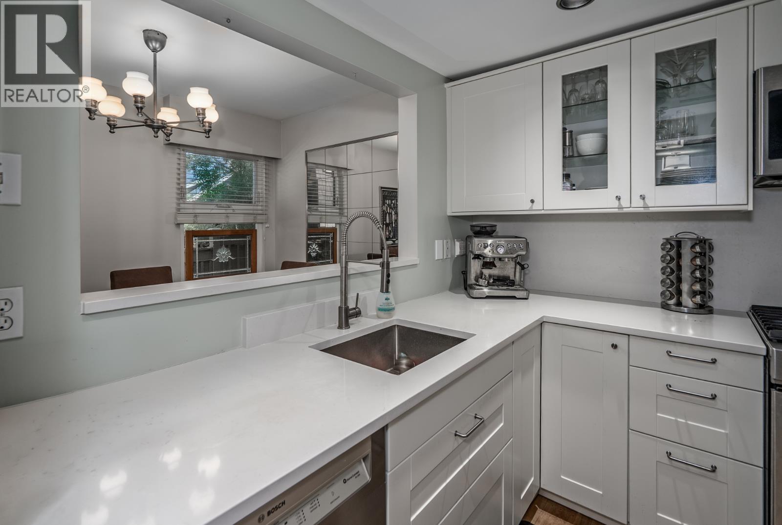 2413 W 5th Avenue, Vancouver, British Columbia  V6K 1S7 - Photo 12 - R3131340