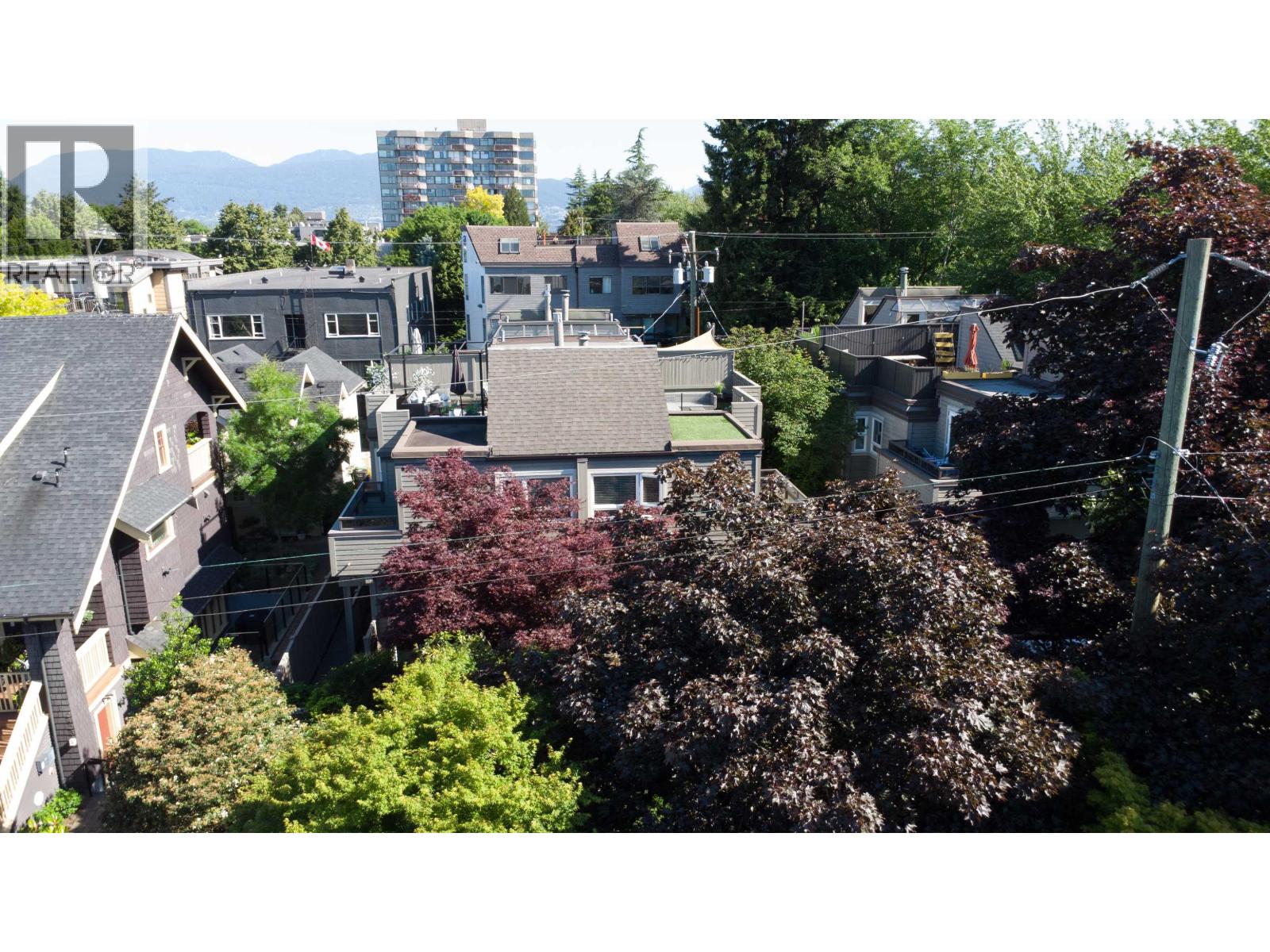2413 W 5th Avenue, Vancouver, British Columbia  V6K 1S7 - Photo 2 - R3131340