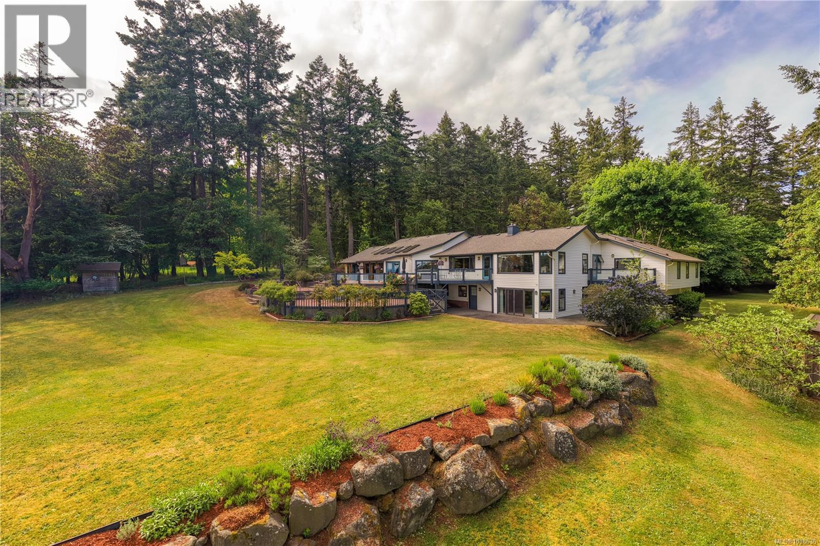 2070 Cooper Rd, Gabriola Island, British Columbia  V0R 1X7 - Photo 27 - 1038636