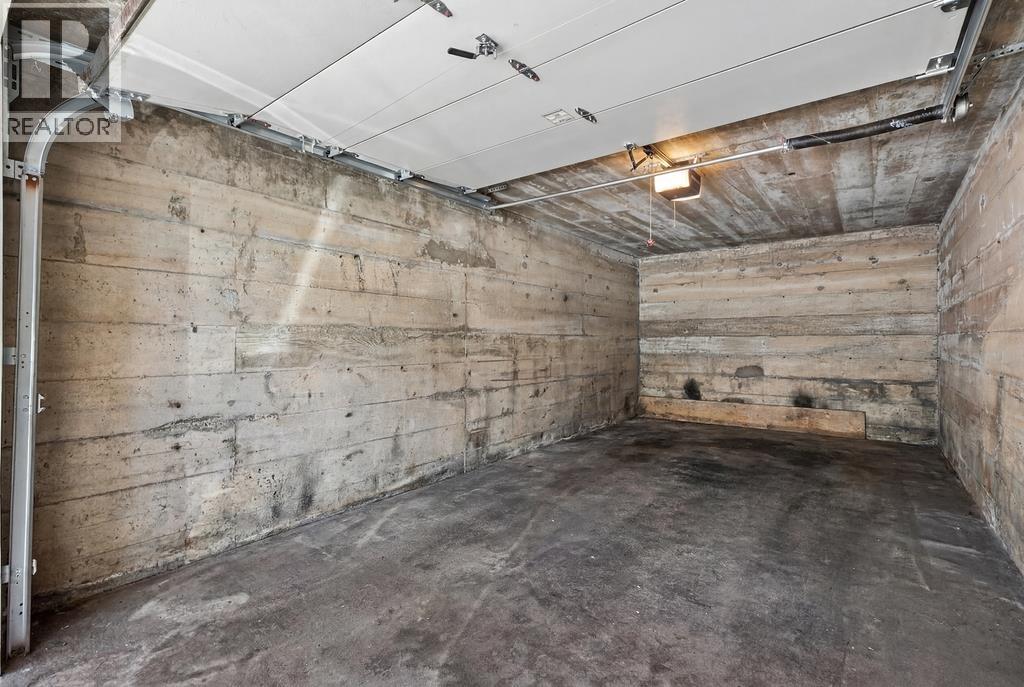 8 2296 W 39th Avenue, Vancouver, British Columbia  V6M 1T9 - Photo 36 - R3131375