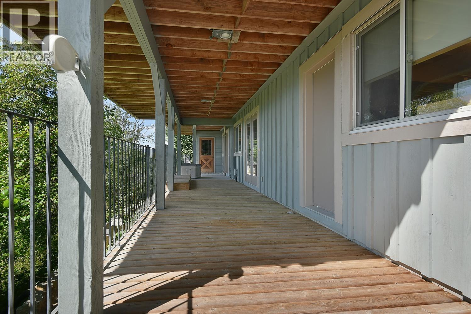 12753 Gulfview Road, Madeira Park, British Columbia  V0N 2H0 - Photo 30 - R3131342
