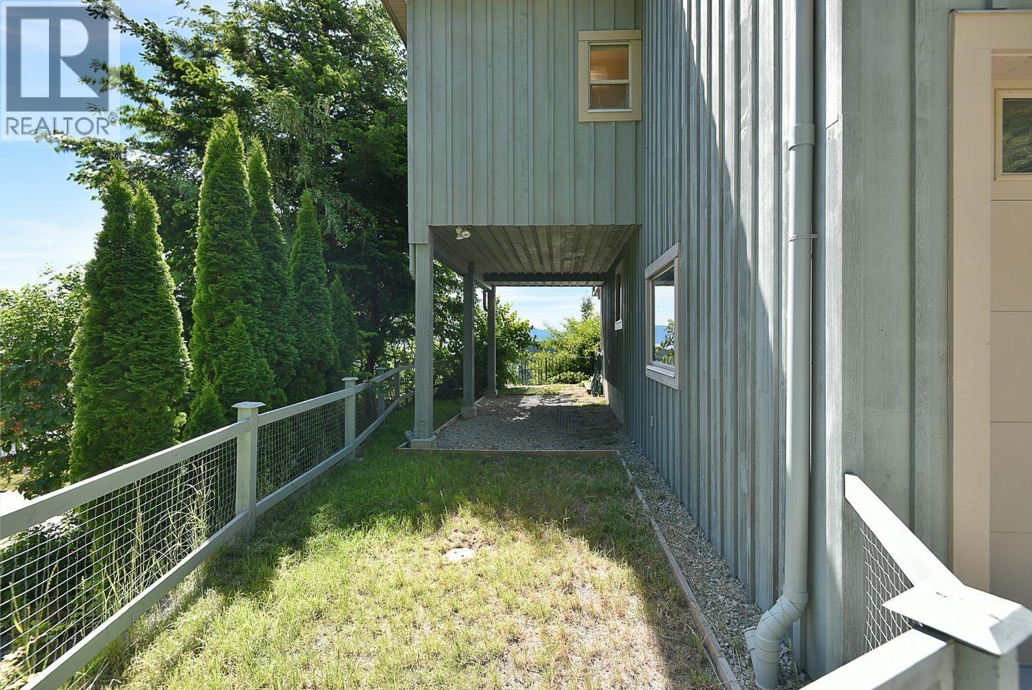 12753 Gulfview Road, Madeira Park, British Columbia  V0N 2H0 - Photo 31 - R3131342