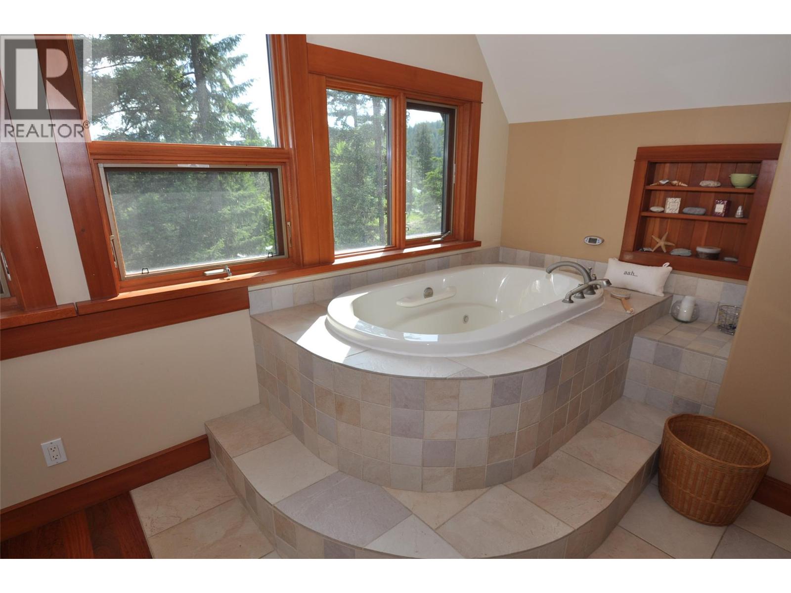4515 Beasley West Road, Nelson, British Columbia V0G 2G2 - Photo 39 - 10389634