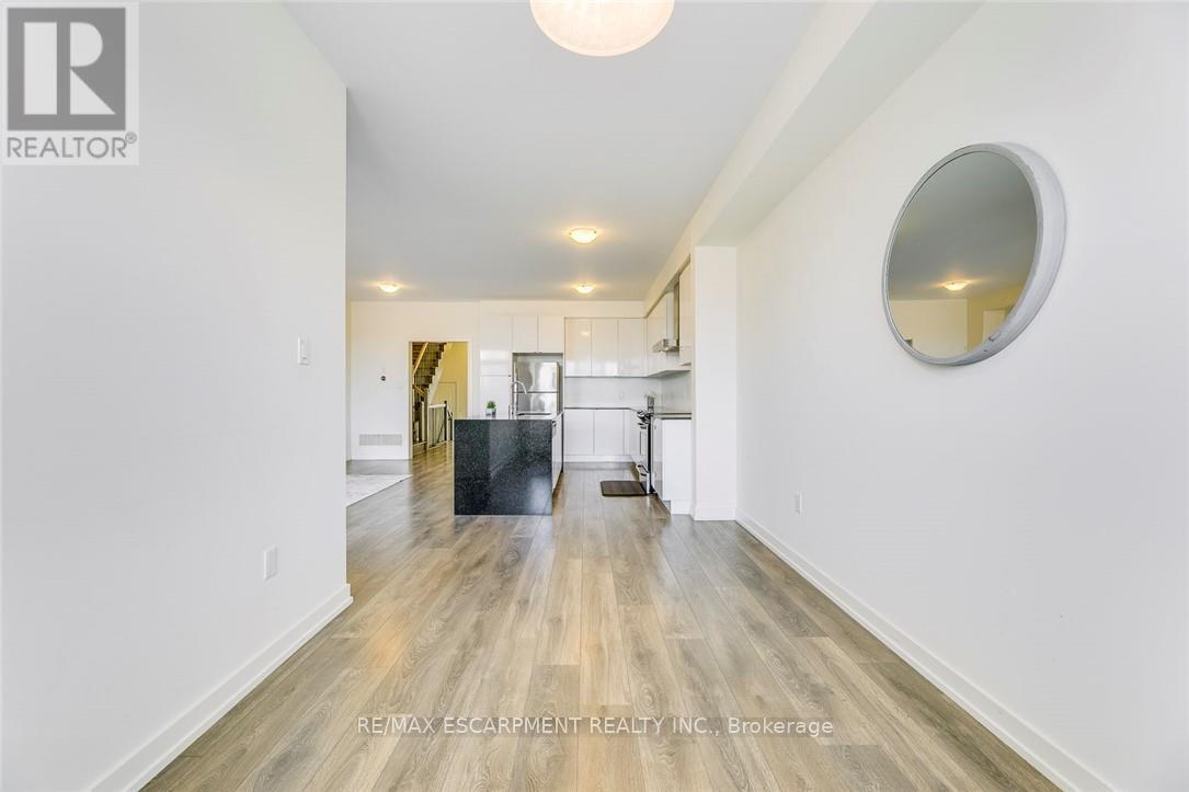 209 Fowley Drive, Oakville, Ontario  L6H 7C3 - Photo 17 - W13231314