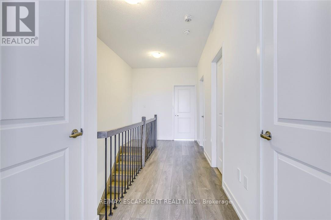209 Fowley Drive, Oakville, Ontario  L6H 7C3 - Photo 22 - W13231314