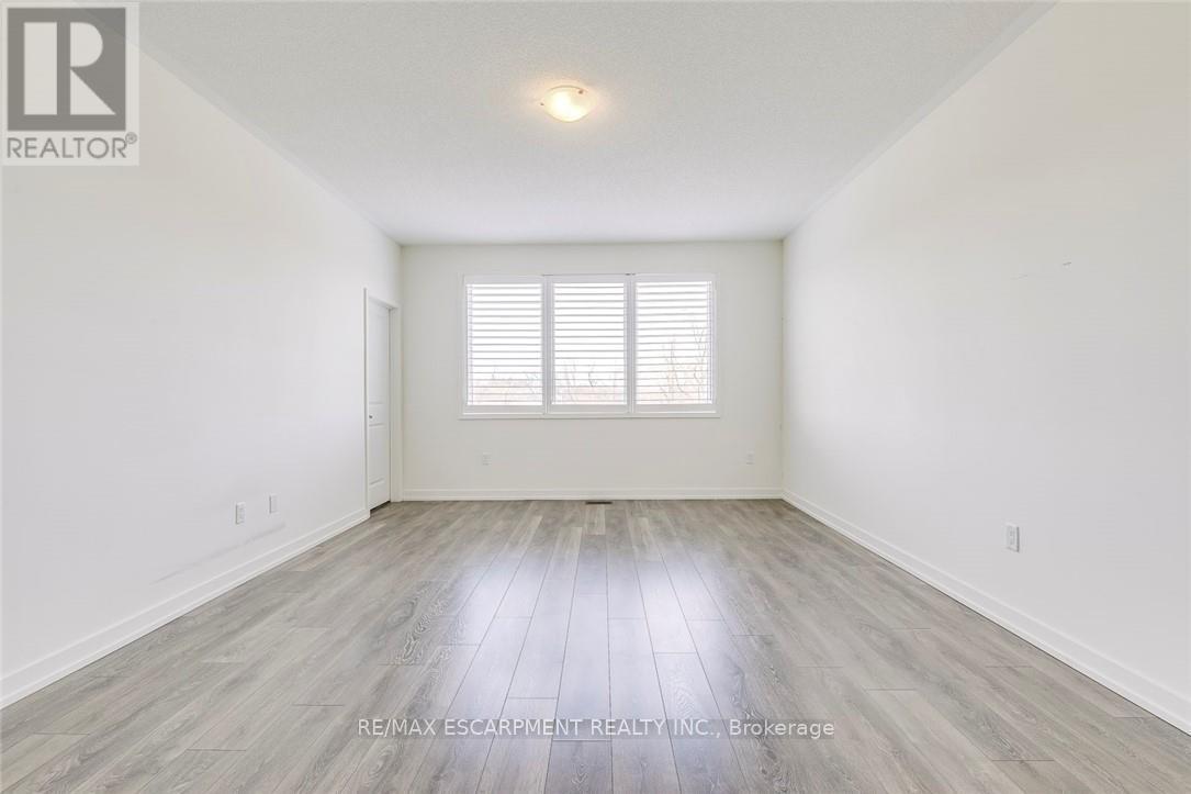 209 Fowley Drive, Oakville, Ontario  L6H 7C3 - Photo 23 - W13231314