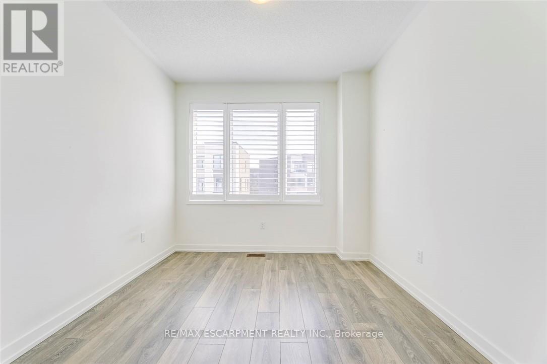 209 Fowley Drive, Oakville, Ontario  L6H 7C3 - Photo 27 - W13231314