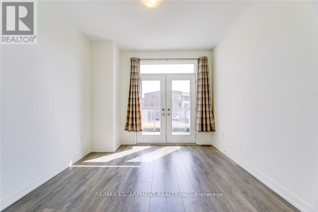 209 Fowley Drive, Oakville, Ontario  L6H 7C3 - Photo 29 - W13231314