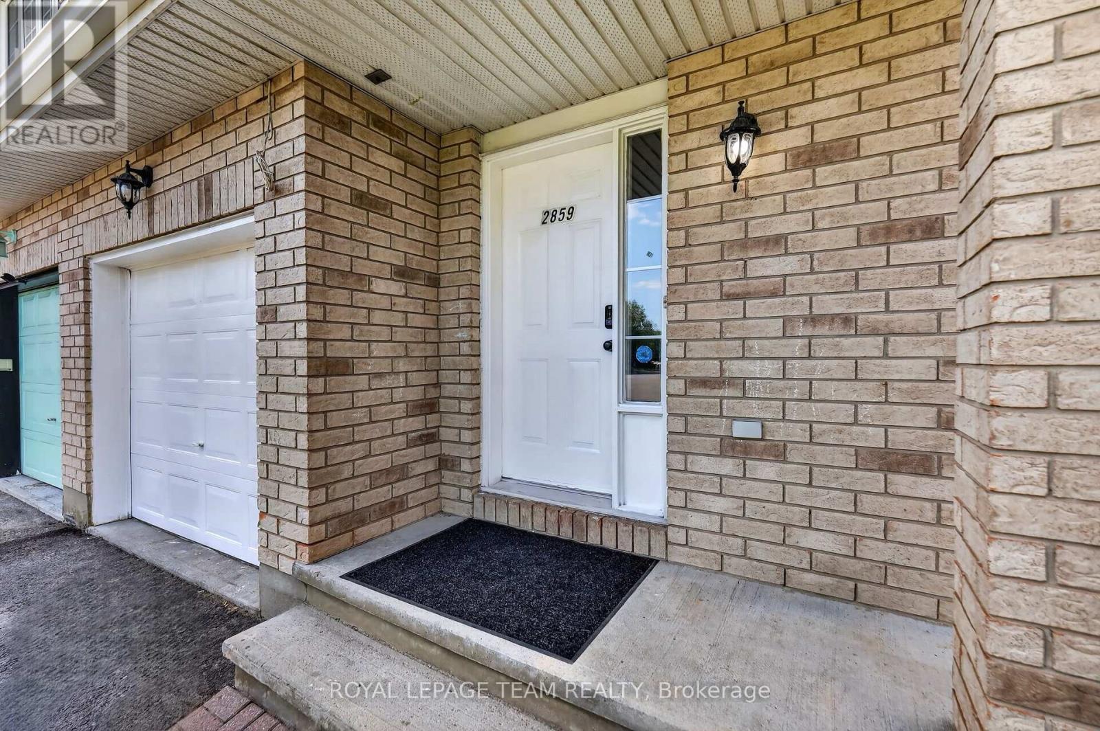 2859 Millstream Way, Ottawa, Ontario  K1T 4A3 - Photo 3 - X13212522