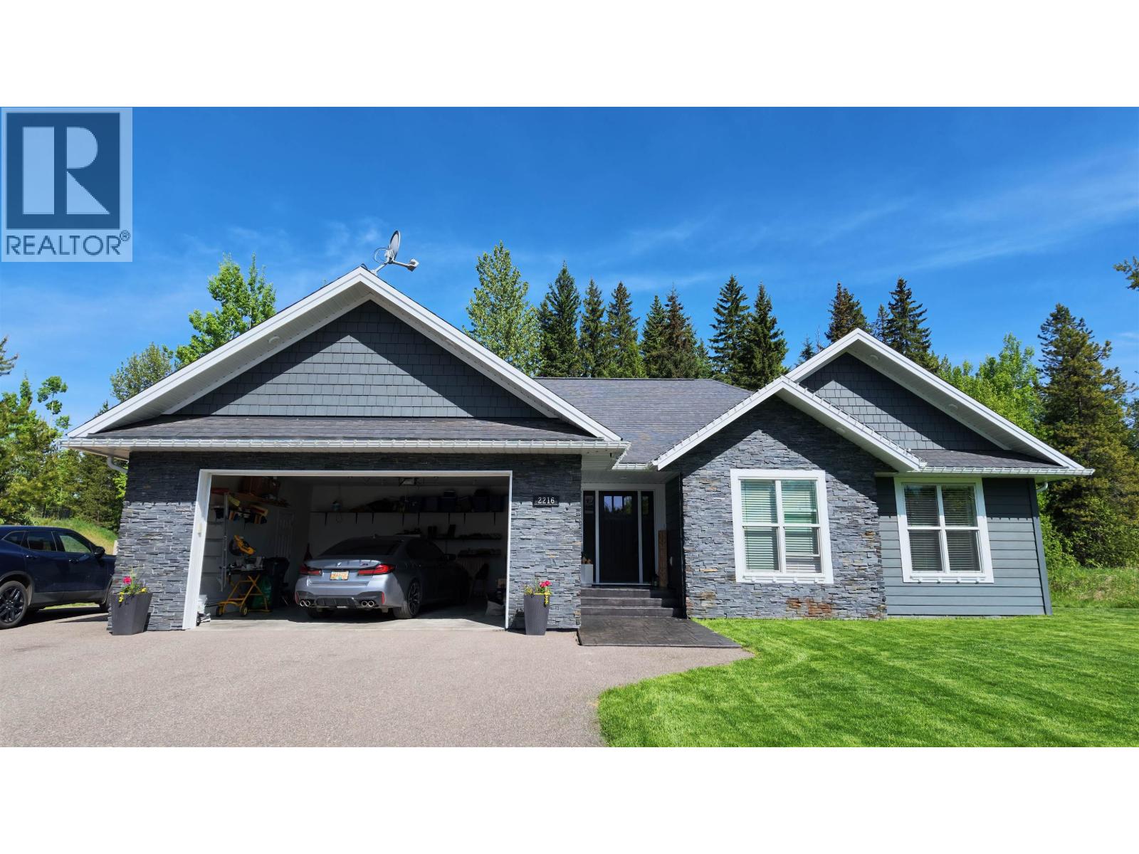 2216 Mctavish Road, Prince George, British Columbia  V2K 5R5 - Photo 2 - R3130567