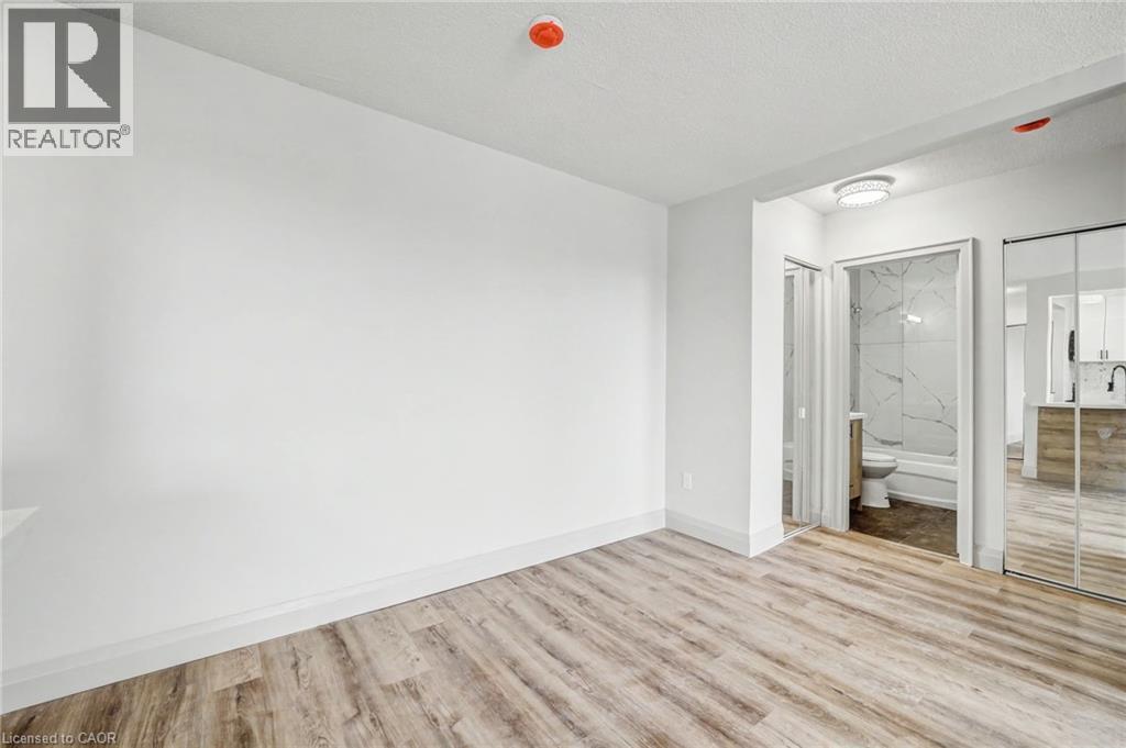 41 Sutherland Street W Unit# 219, Caledonia, Ontario  N3W 1L1 - Photo 11 - 40835541