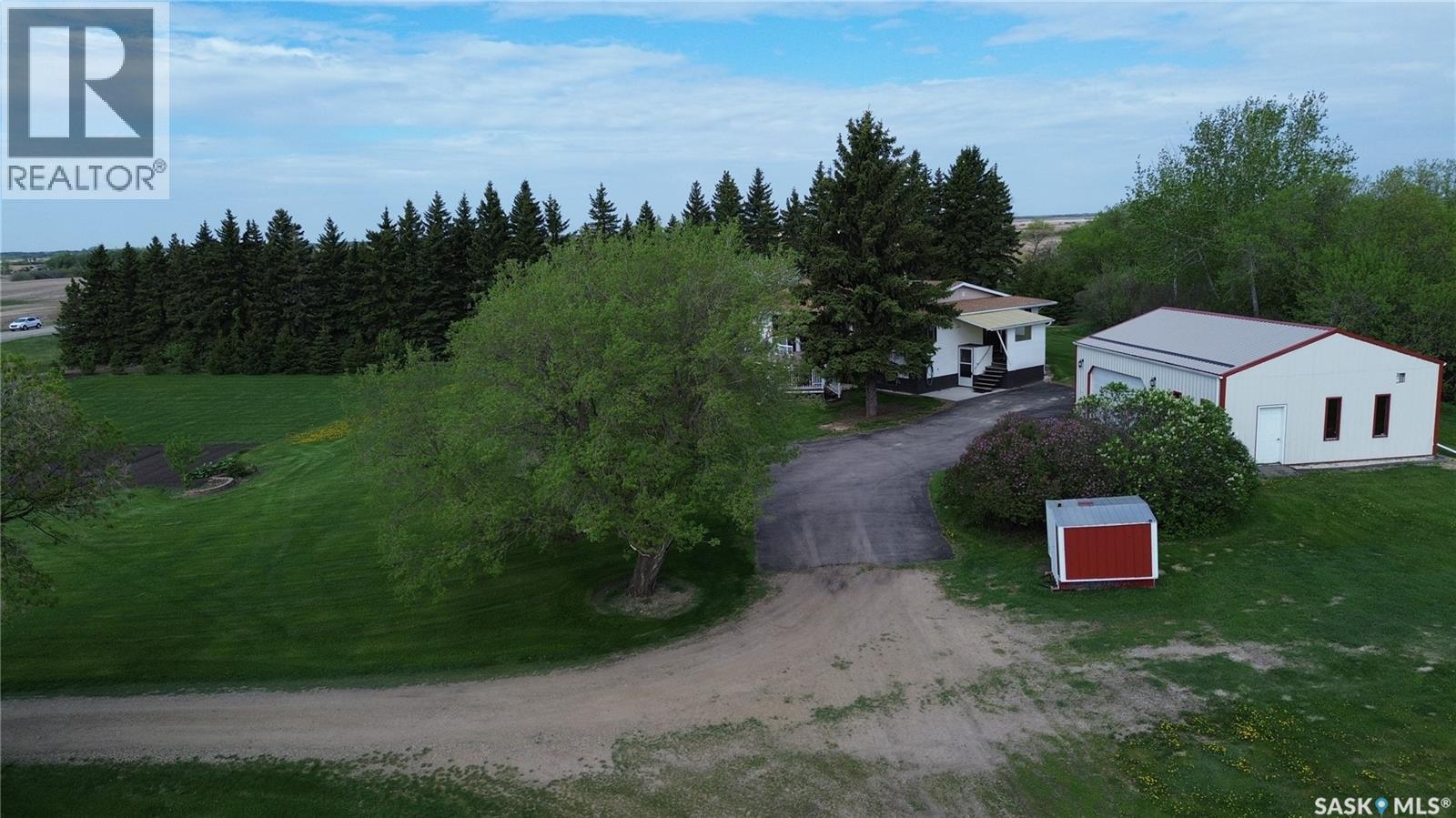 Modern Turn Key 15 Acre Farm, Fertile Belt Rm No. 183, Saskatchewan  S0A 3Y0 - Photo 55 - SK037042