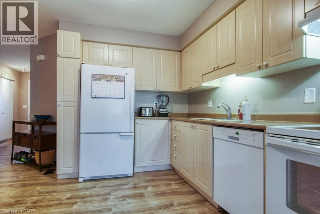 59 King William Court, Cambridge, Ontario  N3C 4J2 - Photo 15 - 40832555