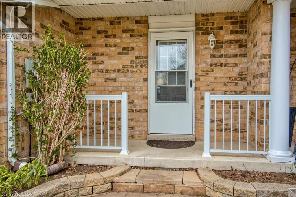 59 King William Court, Cambridge, Ontario  N3C 4J2 - Photo 2 - 40832555