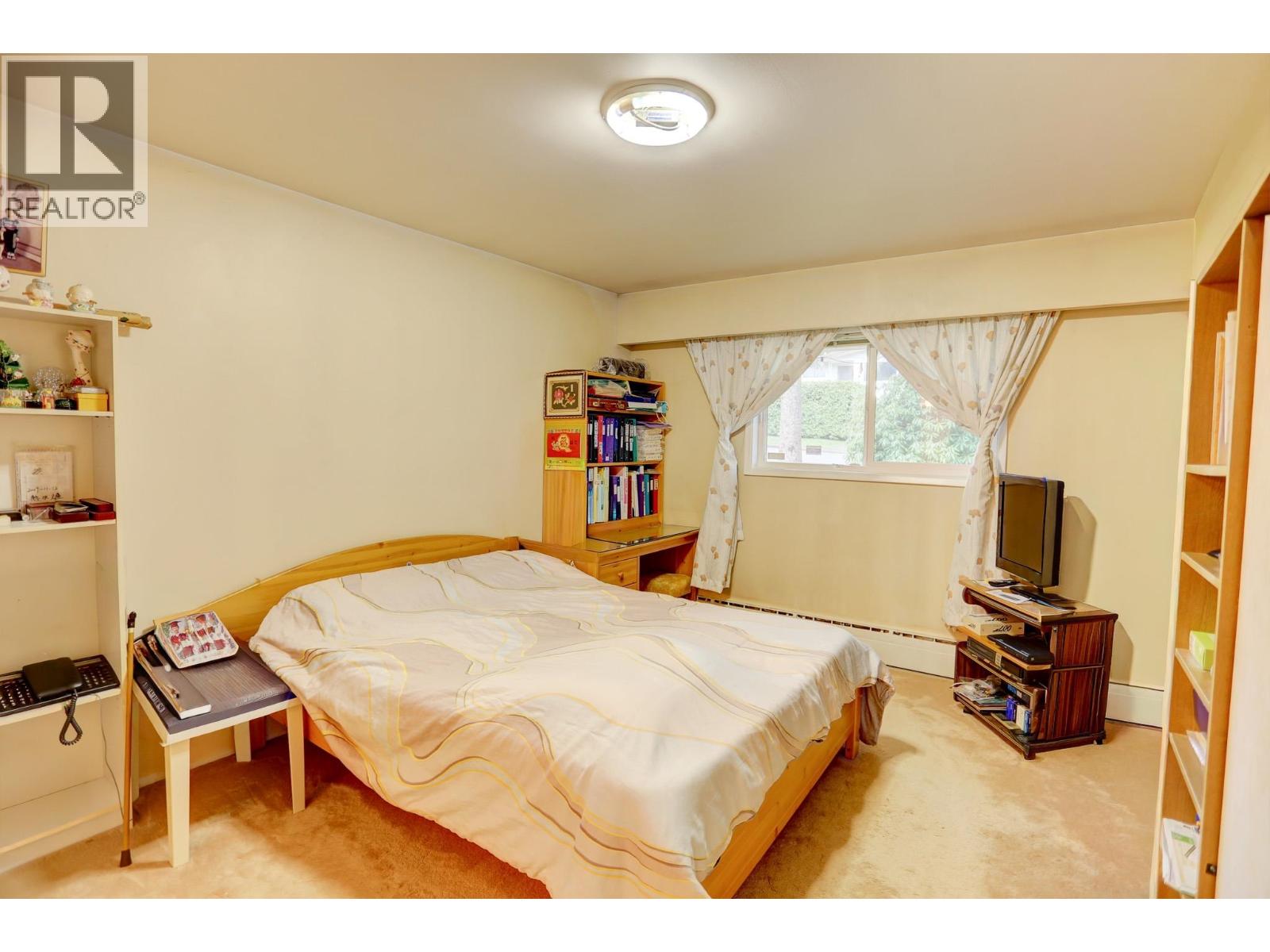 6128 Malvern Avenue, Burnaby, British Columbia  V5E 3E8 - Photo 11 - R3131141