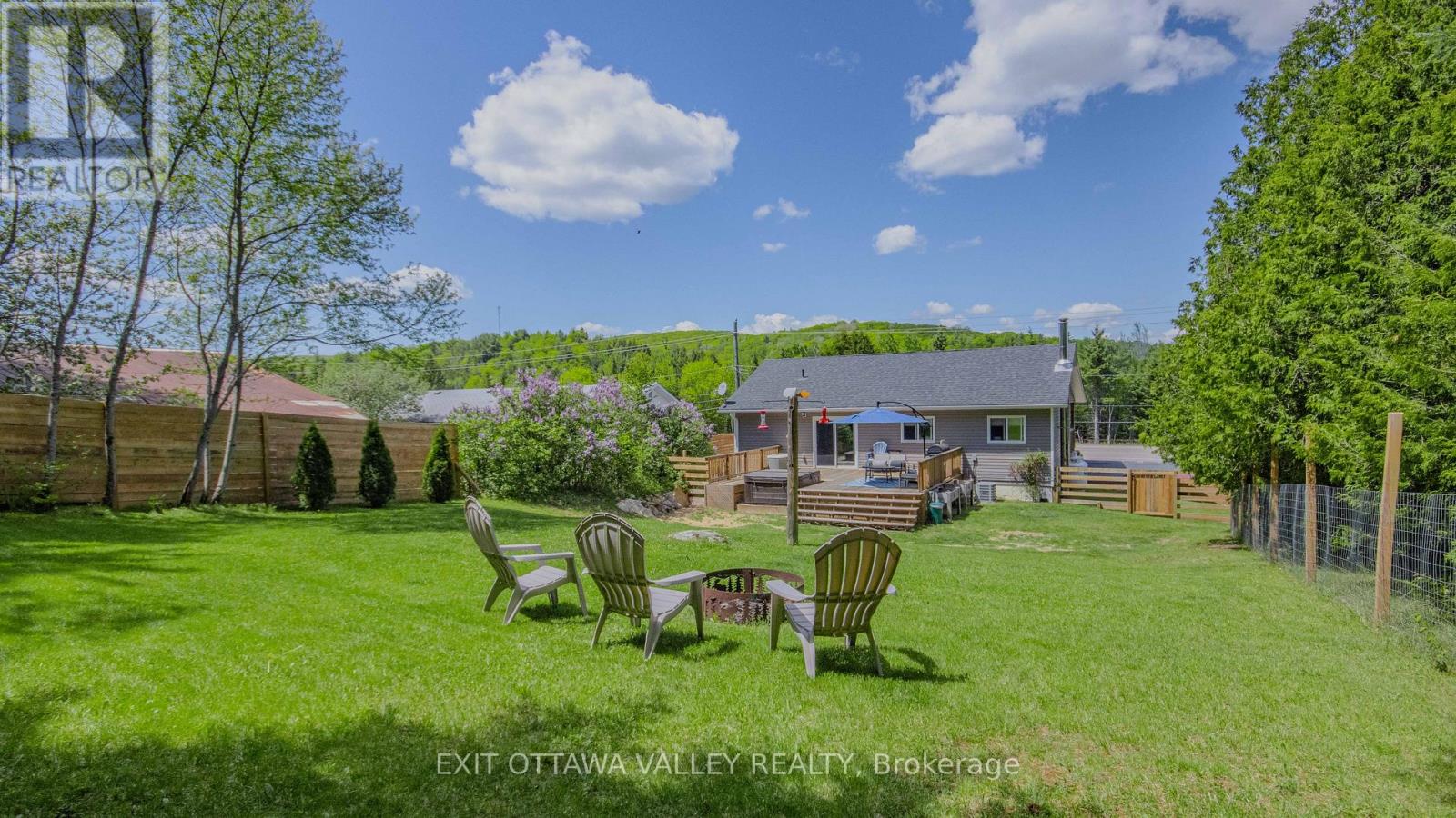 39090 Combermere Road, Madawaska Valley, Ontario K0J 1L0 - Photo 12 - X13088570