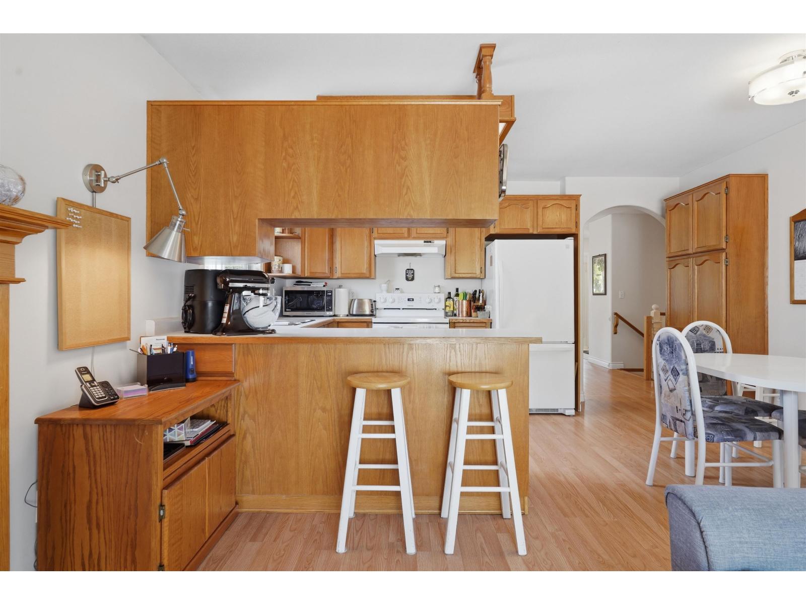 27033 26a Avenue, Langley, British Columbia  V4W 3V5 - Photo 10 - R3131442