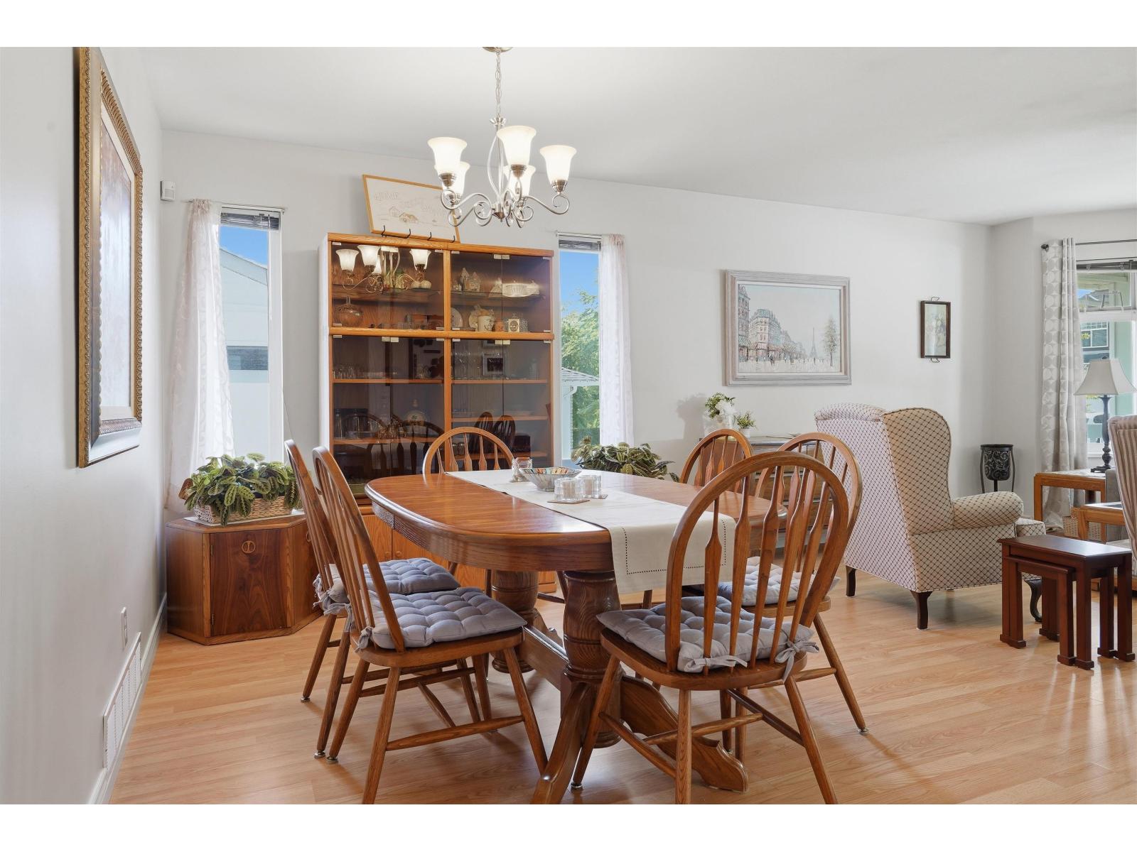 27033 26a Avenue, Langley, British Columbia  V4W 3V5 - Photo 7 - R3131442