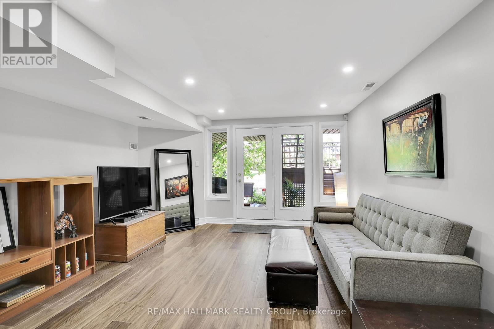 49b First Avenue, Ottawa, Ontario  K1S 2G1 - Photo 34 - X13227152