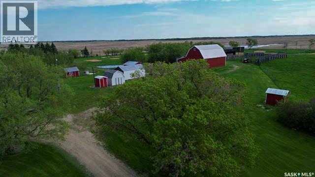 Modern Turn Key 15 Acre Farm, Fertile Belt Rm No. 183, Saskatchewan  S0A 3Y0 - Photo 49 - SK037042