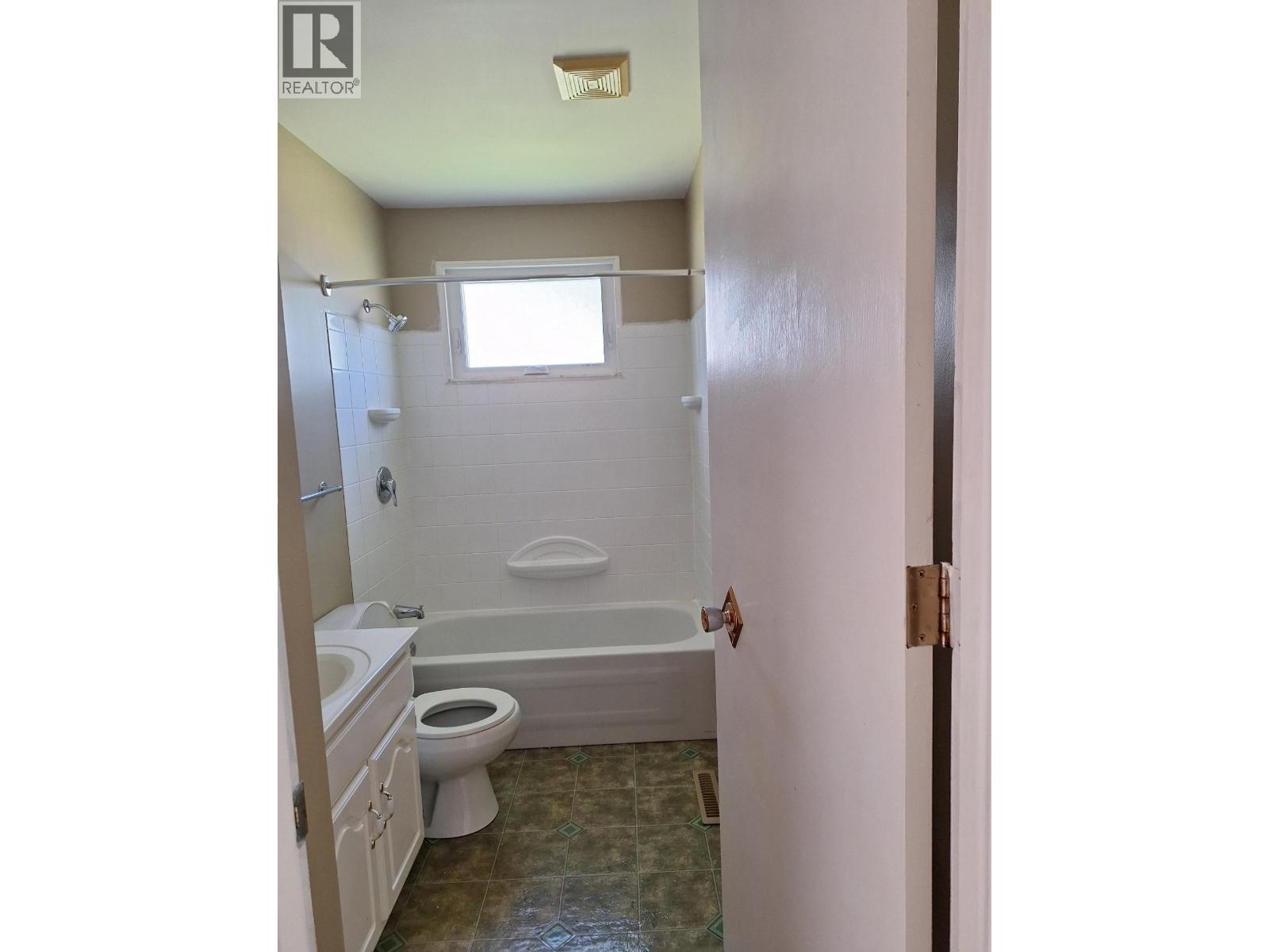 273 Stellako Avenue, Fraser Lake, British Columbia  V0J 1S0 - Photo 19 - R3131373