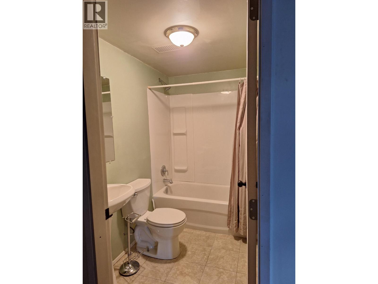 273 Stellako Avenue, Fraser Lake, British Columbia  V0J 1S0 - Photo 18 - R3131373